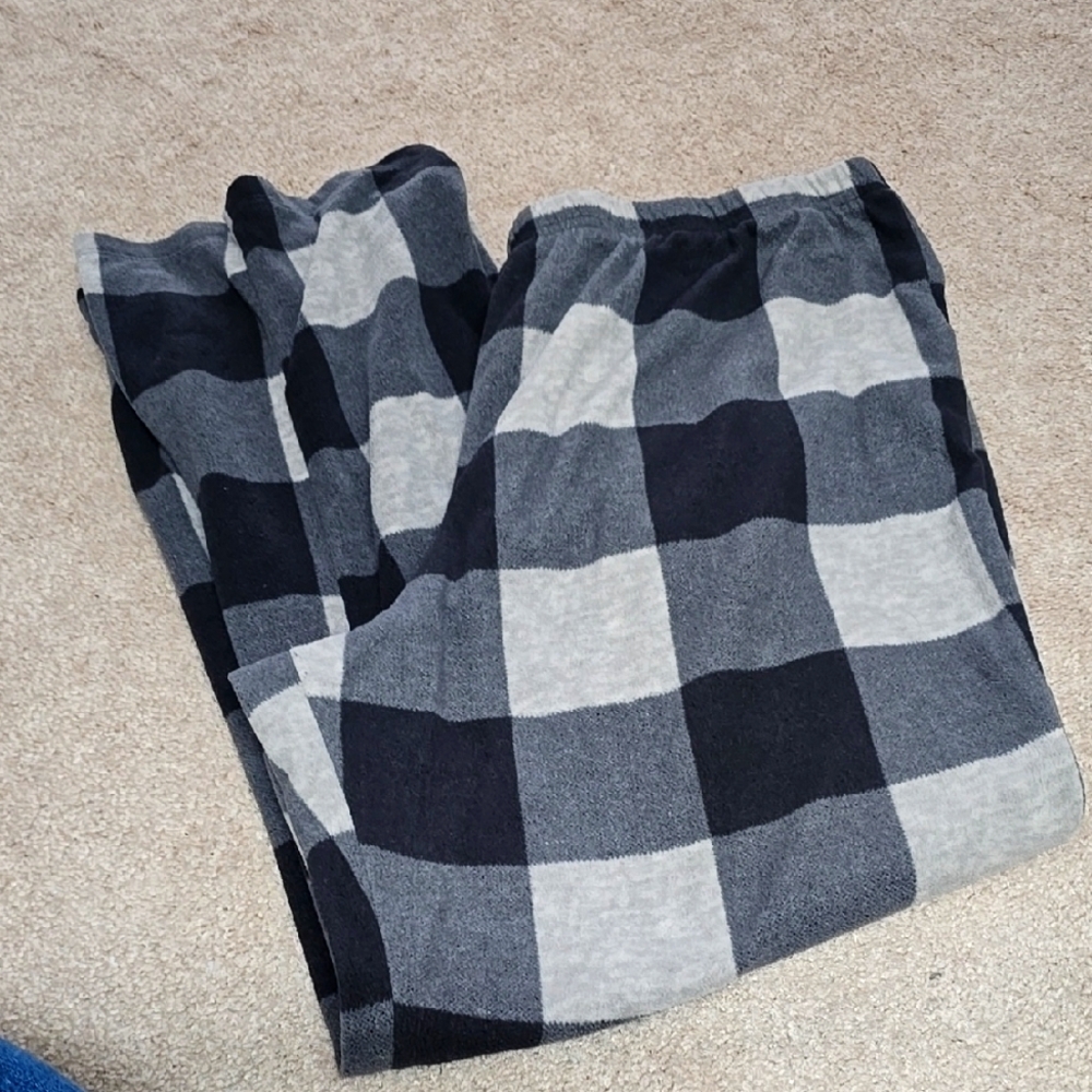 Sonoma Black and Gray Plaid Pajama Pants - Size XL